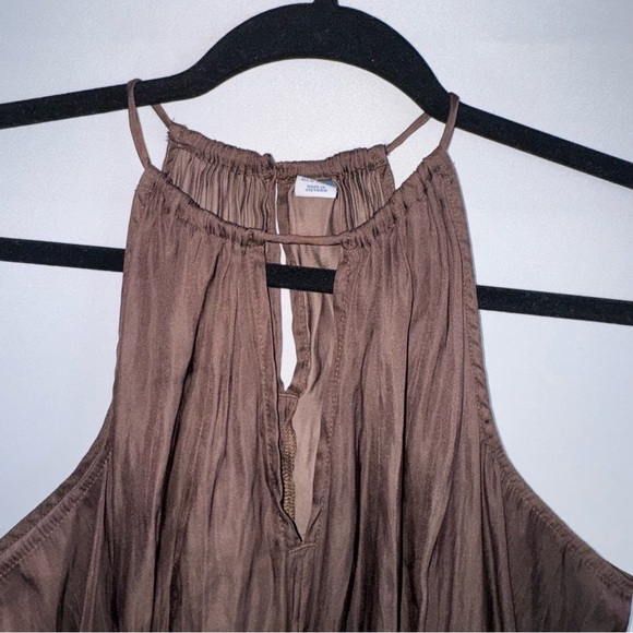 Women's Old Navy Brown Statin Top - Picture 3 of 8